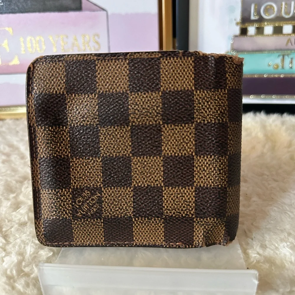 Louis Vuitton Damier Ebene Men’s bifold Wallet - Picture 2 of 12